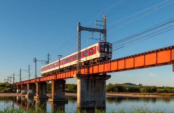 脳卒中後の麻痺を専門としている自費リハビリ施設です｜脳と脊髄リハビリ研究センター福岡